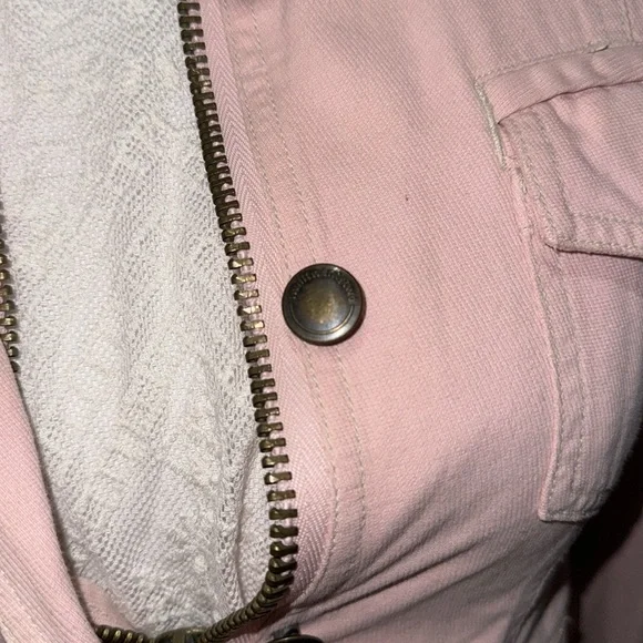 Light pink jean jacket - Picture 7 of 8